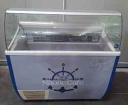RABLJENA VITRINA ZA SLADOLED – NAUTIC CAFFE (7 banjic)