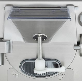 labo-xpl-pogled-na-vrata-stroja